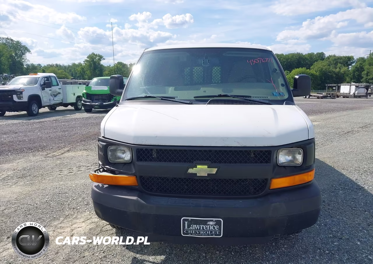 2015 Chevrolet Express 2500 Work Van VIN:1GCWGFCF5F1185836 - 12