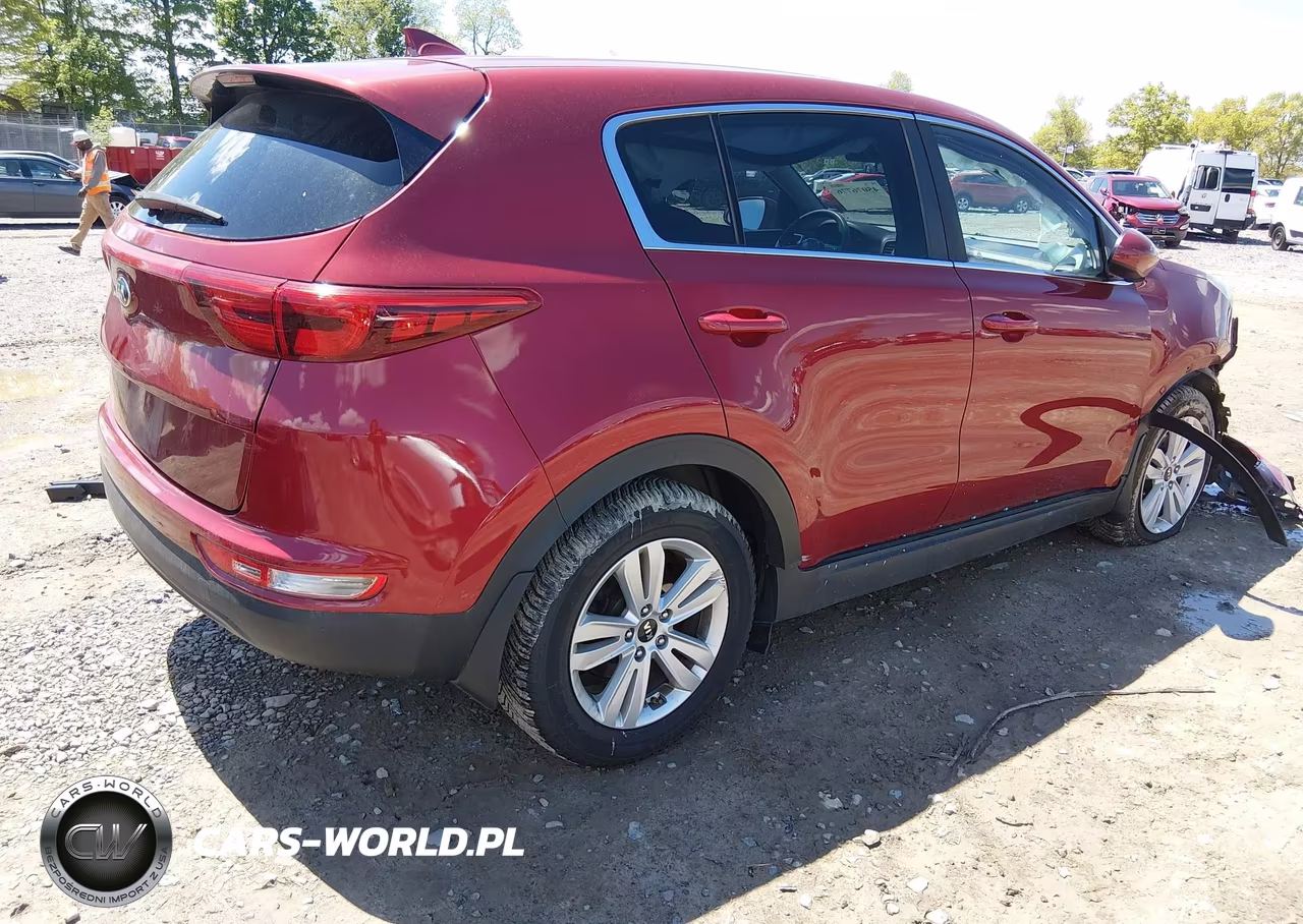 2018 Kia Sportage Lx VIN:KNDPM3AC4J7481389 - 4