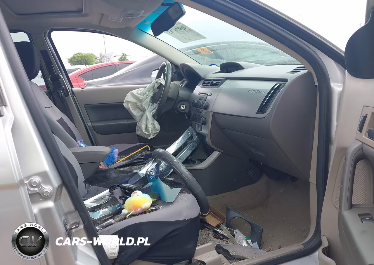 2010 Ford Focus Sel VIN:1FAHP3HN6AW230811 - 5