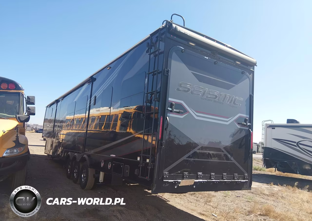2023 Jayco Siesmic Travel Trailer VIN:1UJCGSCV2P19N0053 - 3