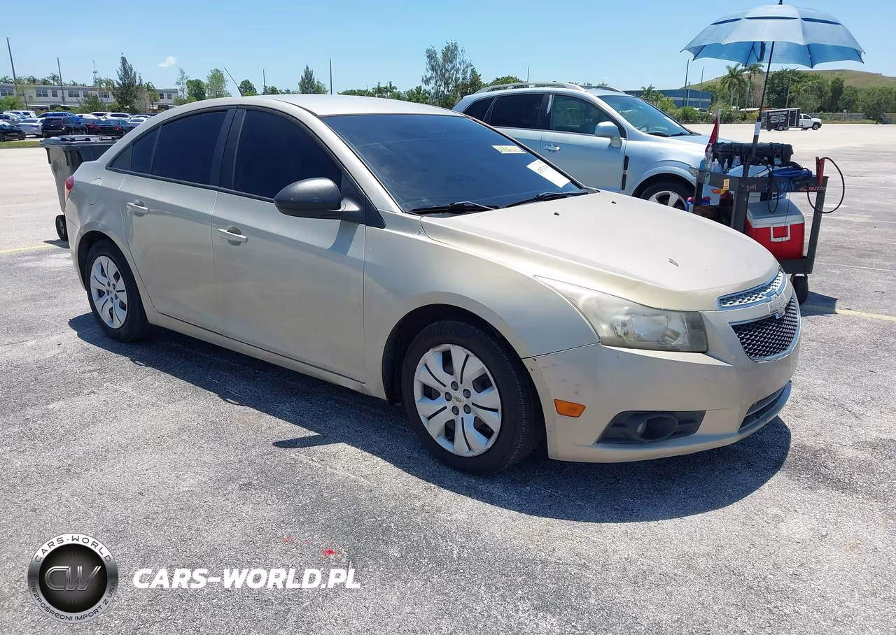 2013 Chevrolet Cruze Ls Auto