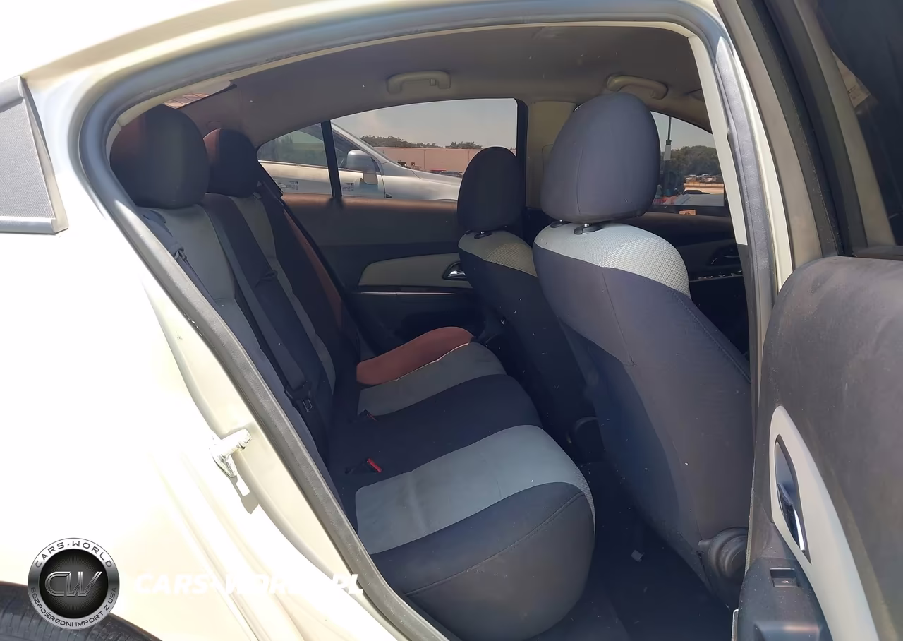2013 Chevrolet Cruze Ls Auto VIN:1G1PA5SH6D7284039 - 8