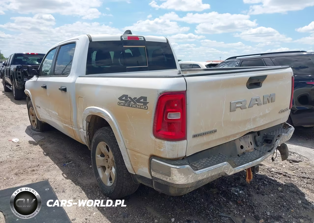 2025 Ram 1500 Big Horn 4X4 5'7 Box VIN:1C6RRFFG9SN612716 - 3