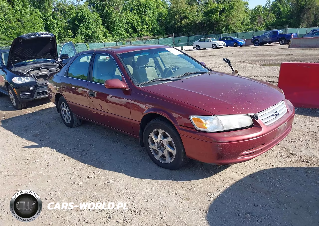 Główne zdjęcie 2000 Toyota Camry Le V6