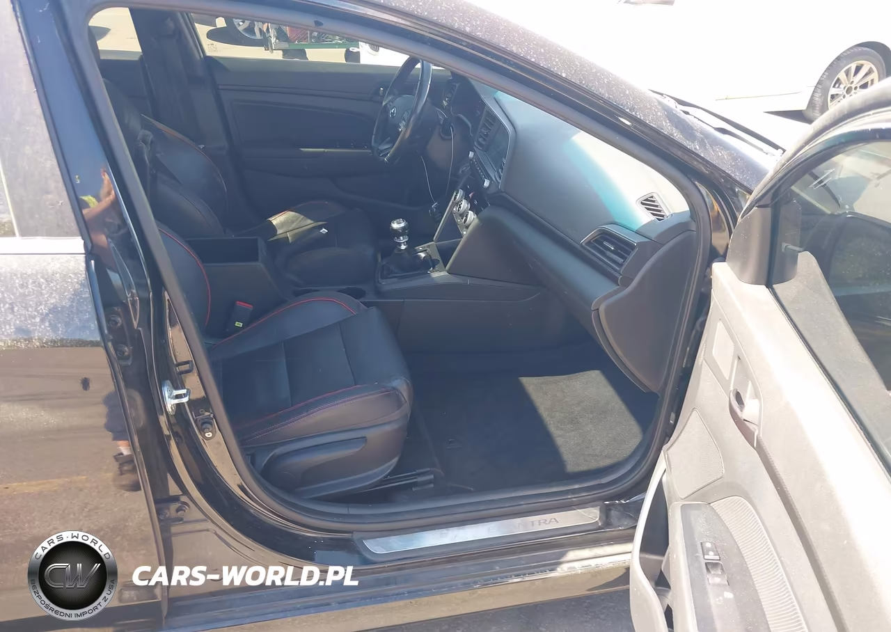 2019 Hyundai Elantra Sport VIN:KMHD04LB2KU839323 - 5