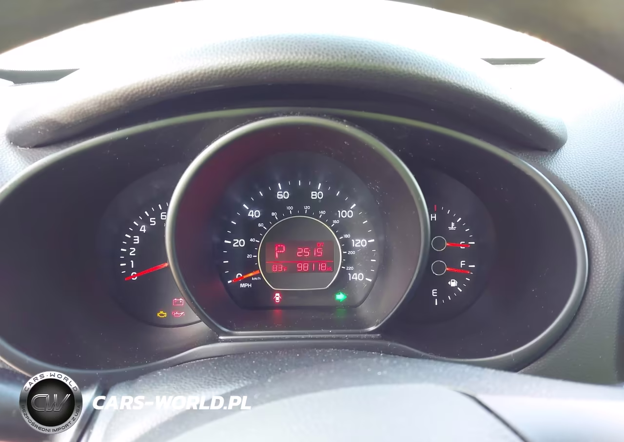 2015 Kia Soul + VIN:KNDJP3A5XF7769858 - 7