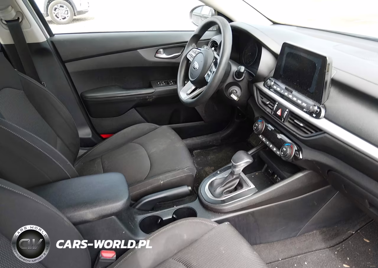 2019 Kia Forte Lxs VIN:3KPF24AD0KE013404 - 5