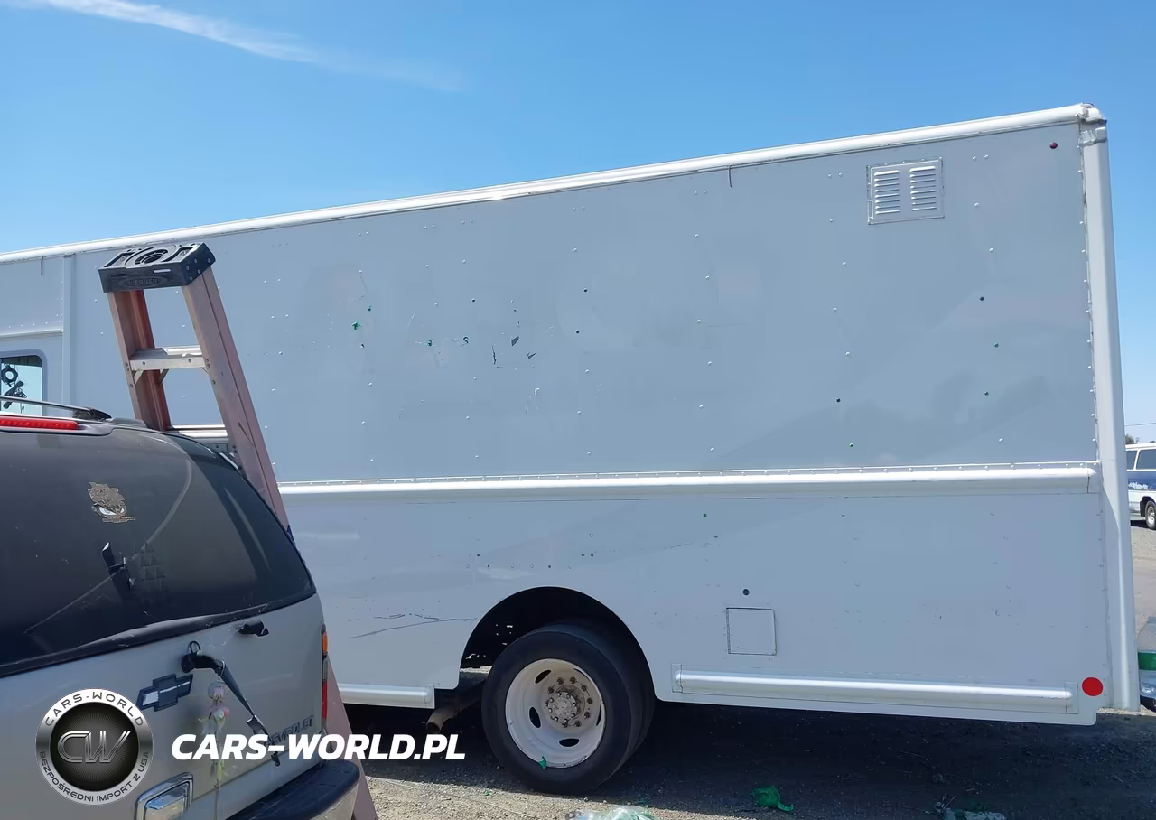 2013 Ford F-59 Commercial Stripped VIN:1F65F5KY5D0A10150 - 14