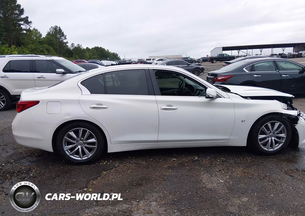 2015 Infiniti Q50 Premium VIN:JN1BV7AP1FM338672 - 14