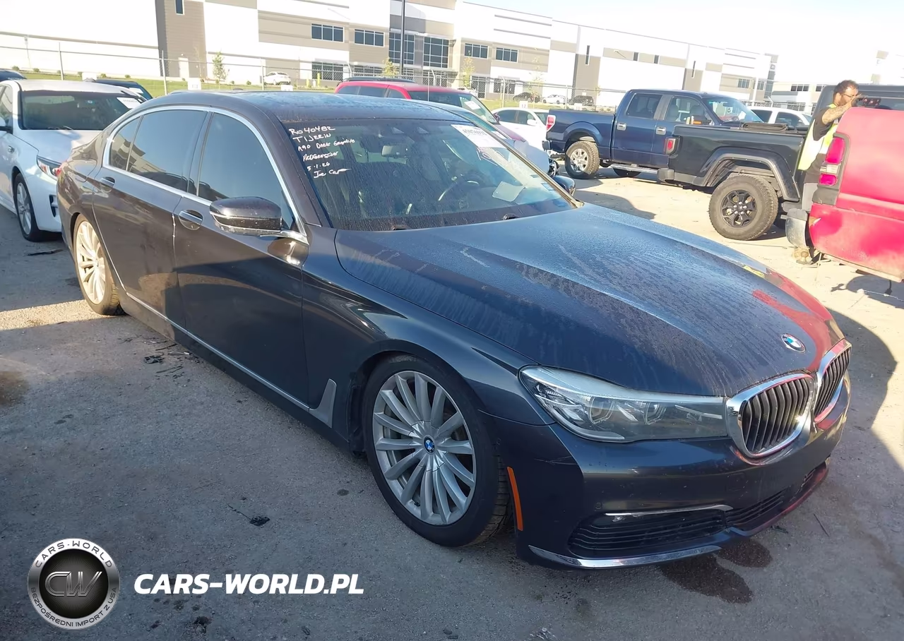 2016 BMW 740I