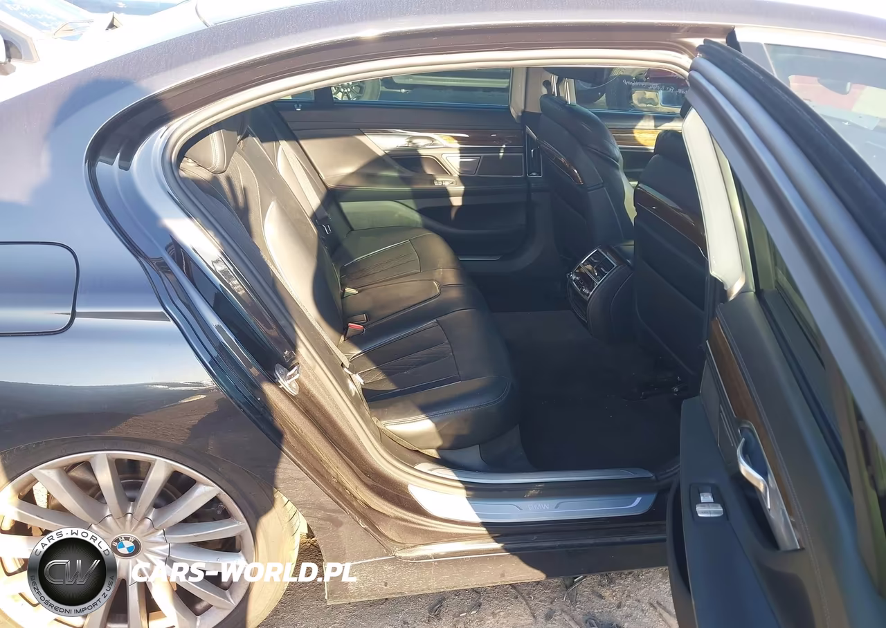 2016 BMW 740I VIN:WBA7E2C54GG547712 - 8