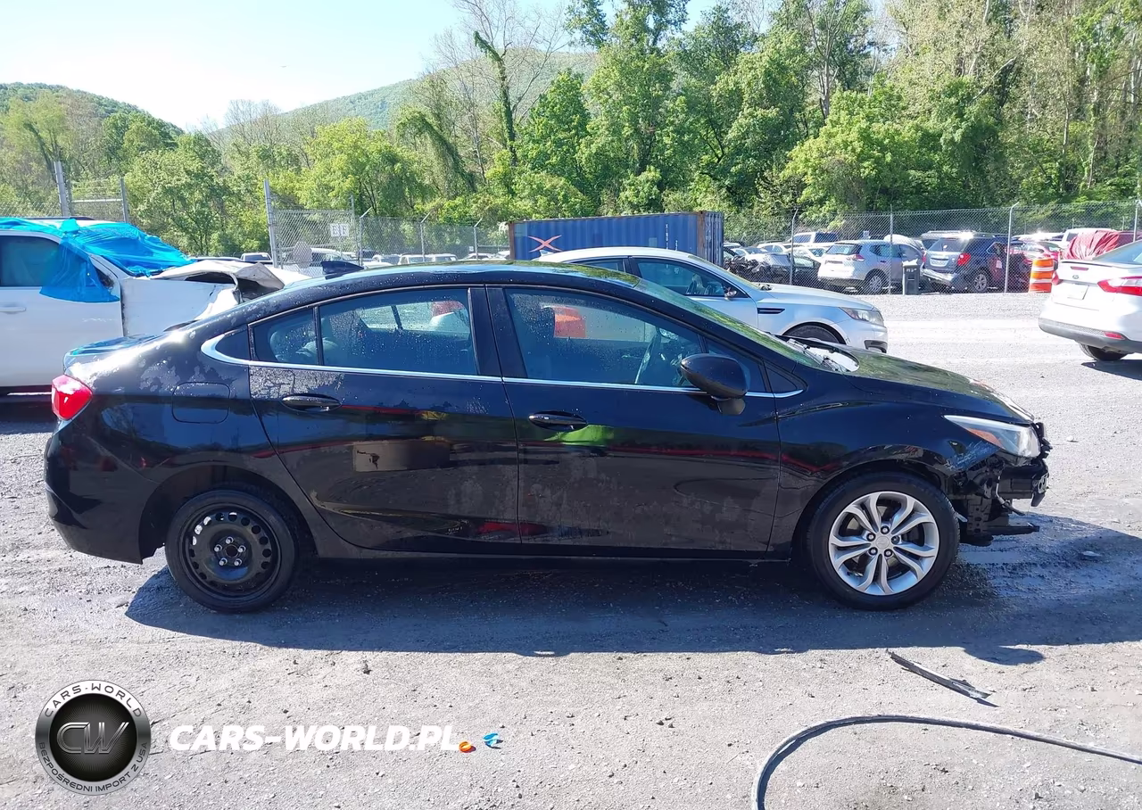 2019 Chevrolet Cruze Lt VIN:1G1BE5SM4K7134729 - 14