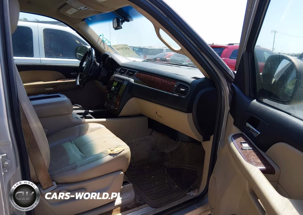 2007 Chevrolet Suburban 1500 Lt VIN:1GNFC16J87J168682 - 5