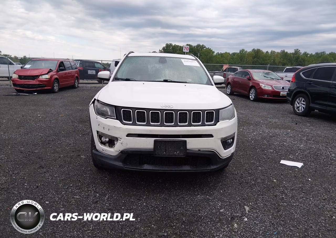 2018 Jeep Compass Latitude 4X4 VIN:3C4NJDBB3JT175808 - 12
