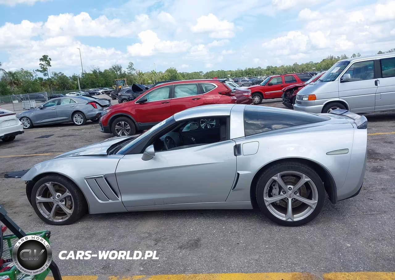 2013 Chevrolet Corvette Grand Sport VIN:1G1YP2DW7D5106276 - 15