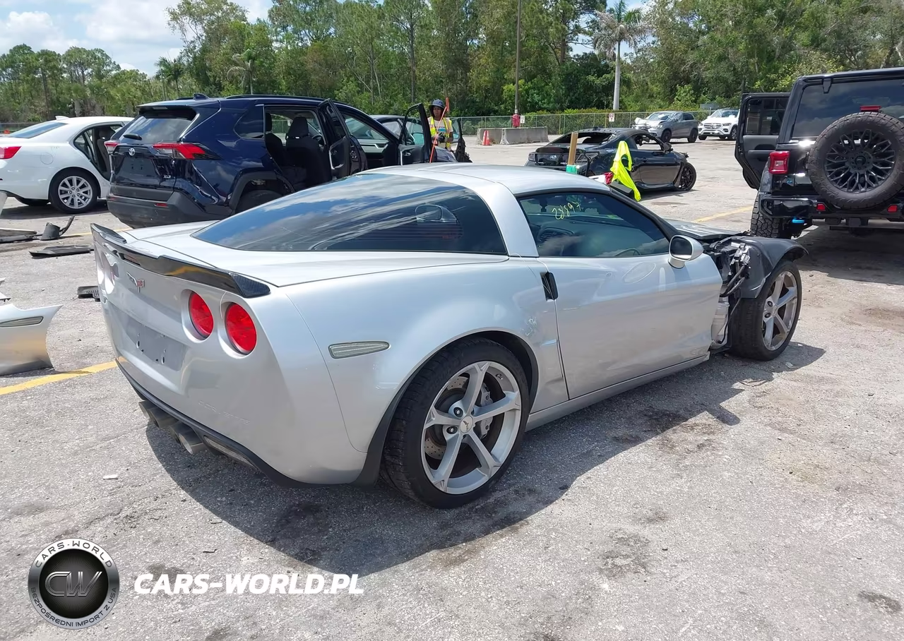 2013 Chevrolet Corvette Grand Sport VIN:1G1YP2DW7D5106276 - 4