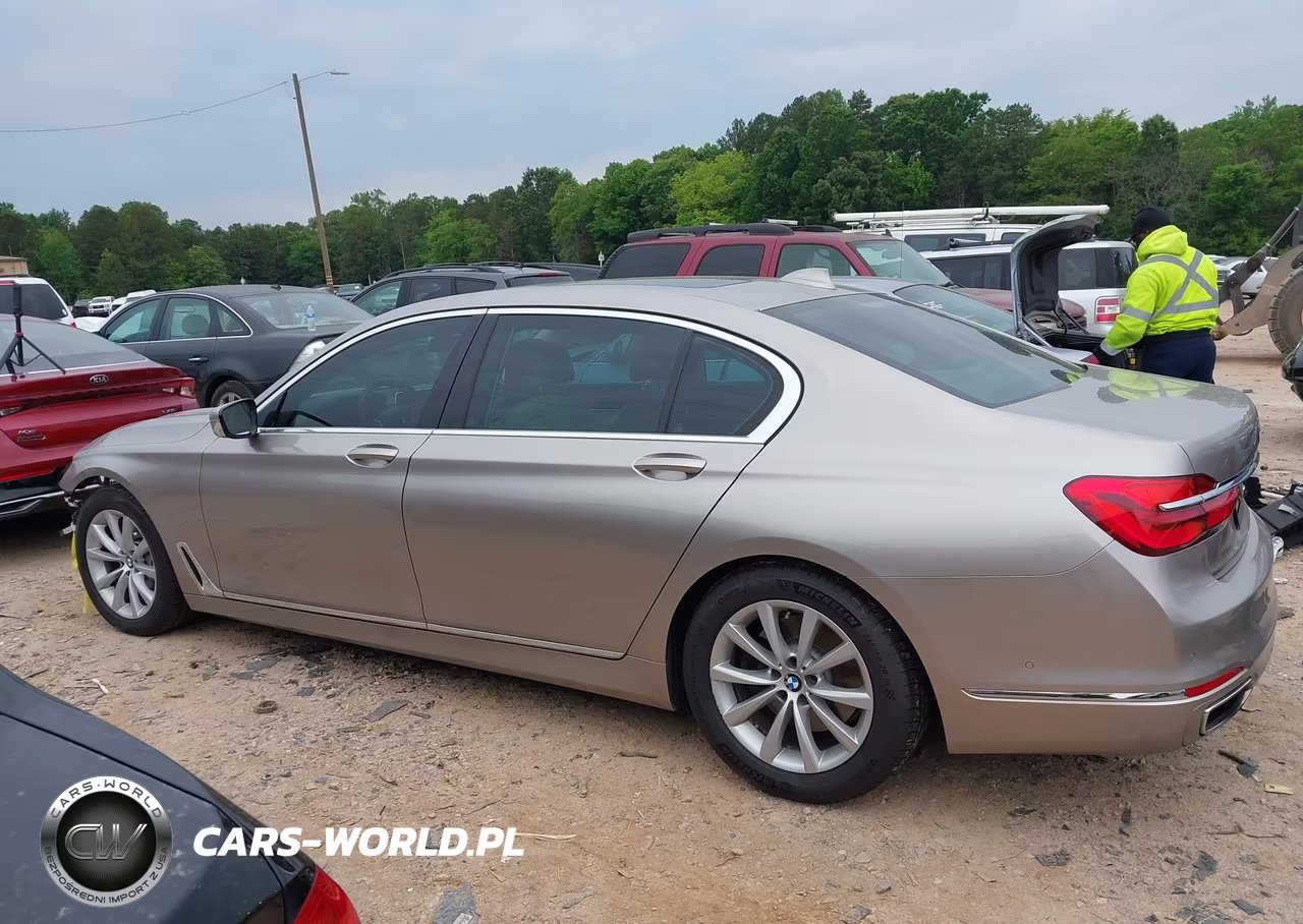 2016 BMW 740I VIN:WBA7E2C51GG548266 - 14