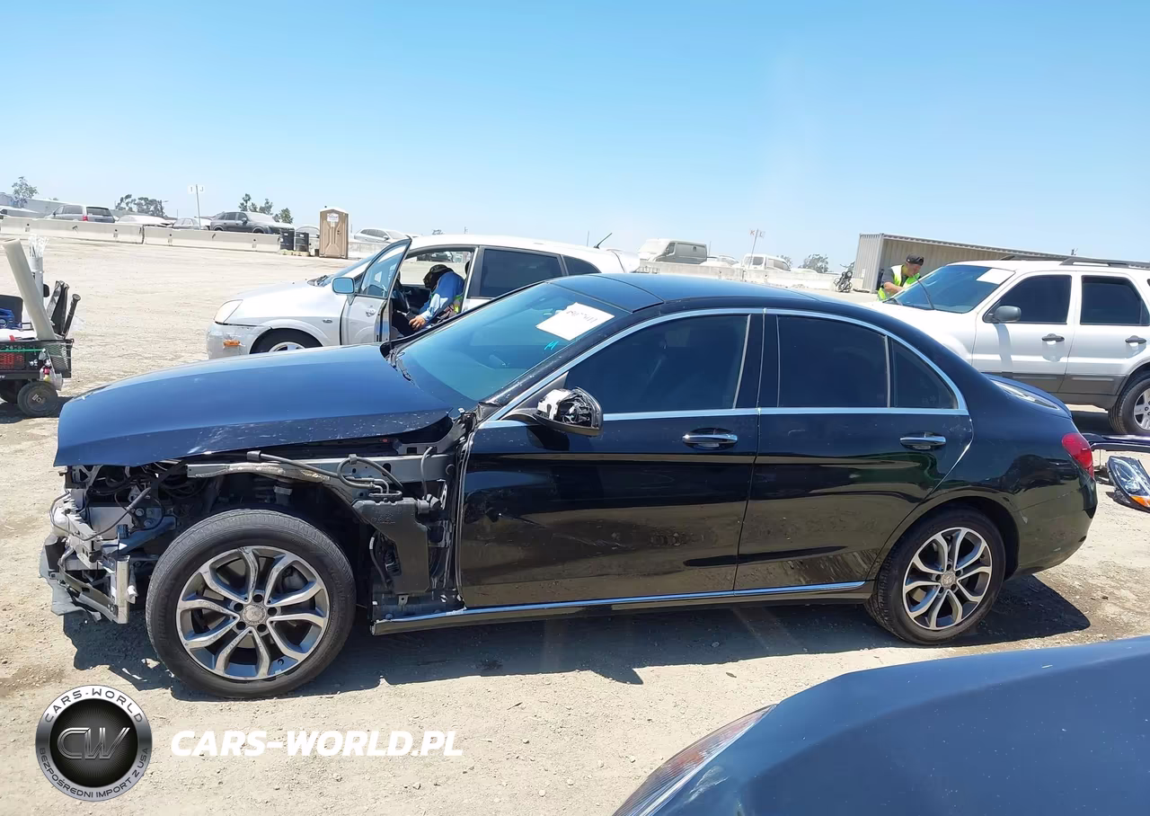 2015 Mercedes-Benz C 300 4Matic VIN:55SWF4KB9FU040603 - 15