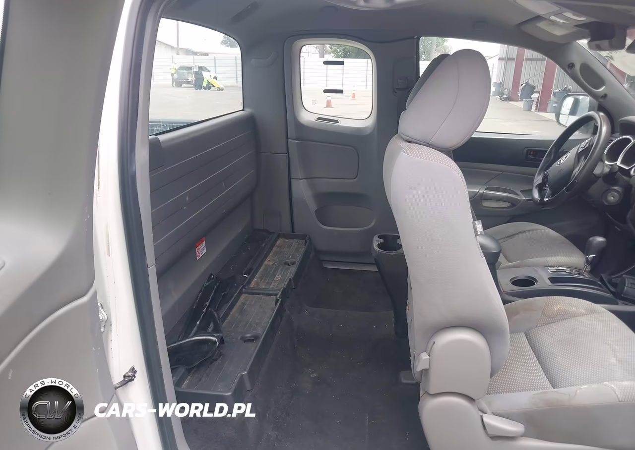 2015 Toyota Tacoma VIN:5TFTX4CN1FX067584 - 8