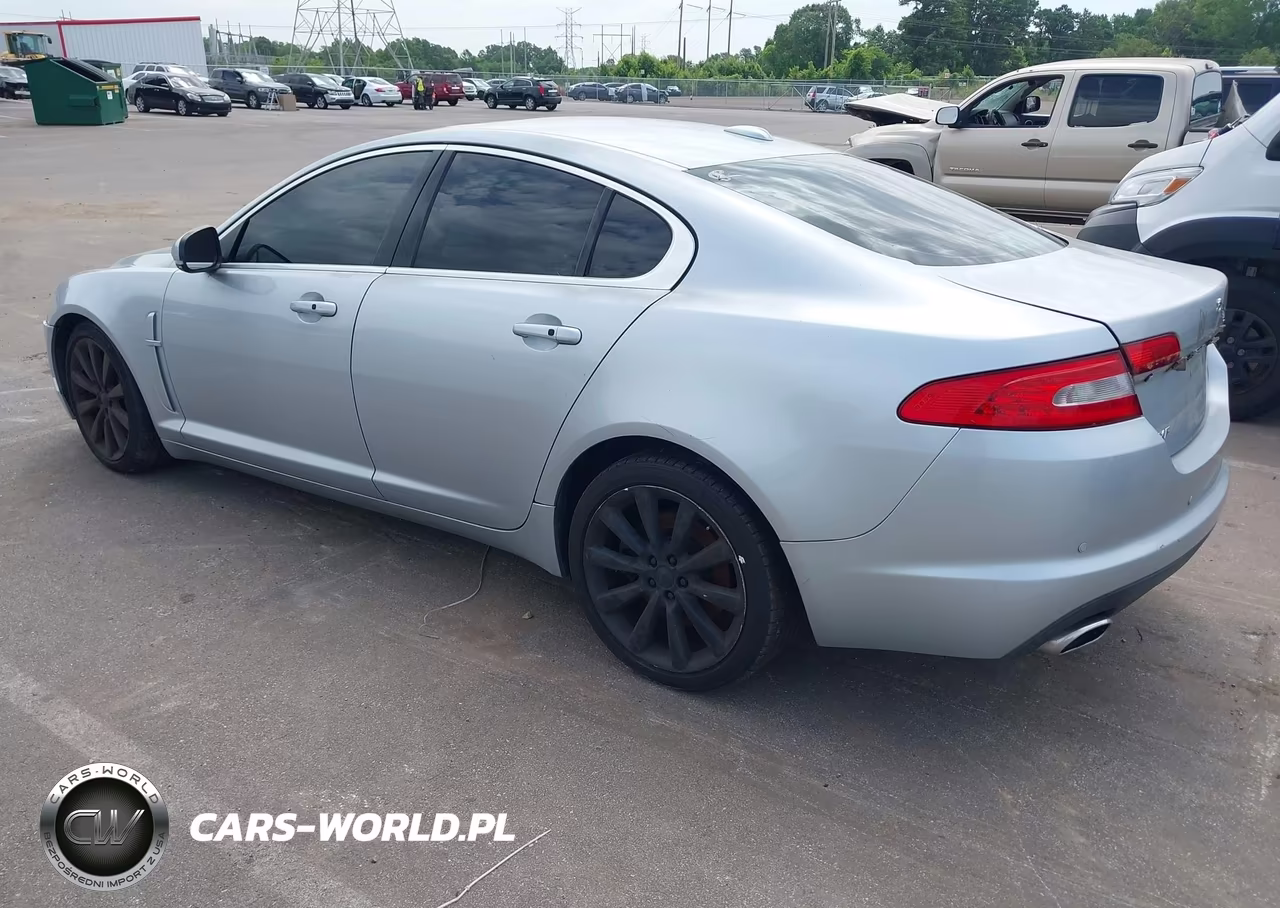 2010 Jaguar Xf Premium VIN:SAJWA0GB0ALR53212 - 3