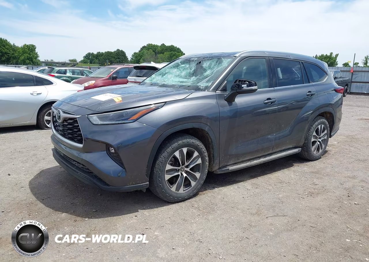 2021 Toyota Highlander Xle VIN:5TDGZRAHXMS082285 - 2