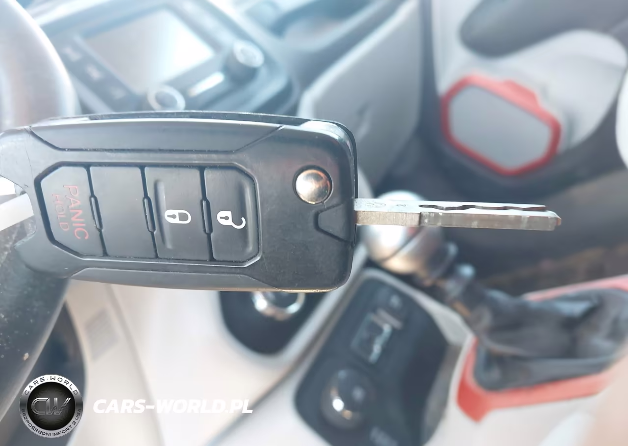2015 Jeep Renegade Latitude VIN:ZACCJBBH7FPC20747 - 11