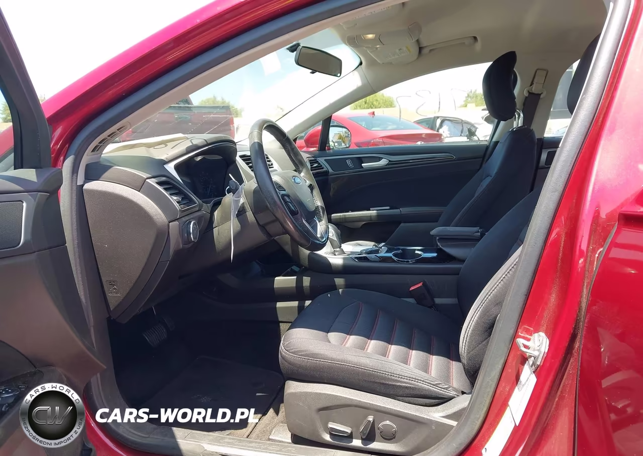 2014 Ford Fusion Se VIN:3FA6P0HD9ER220151 - 5