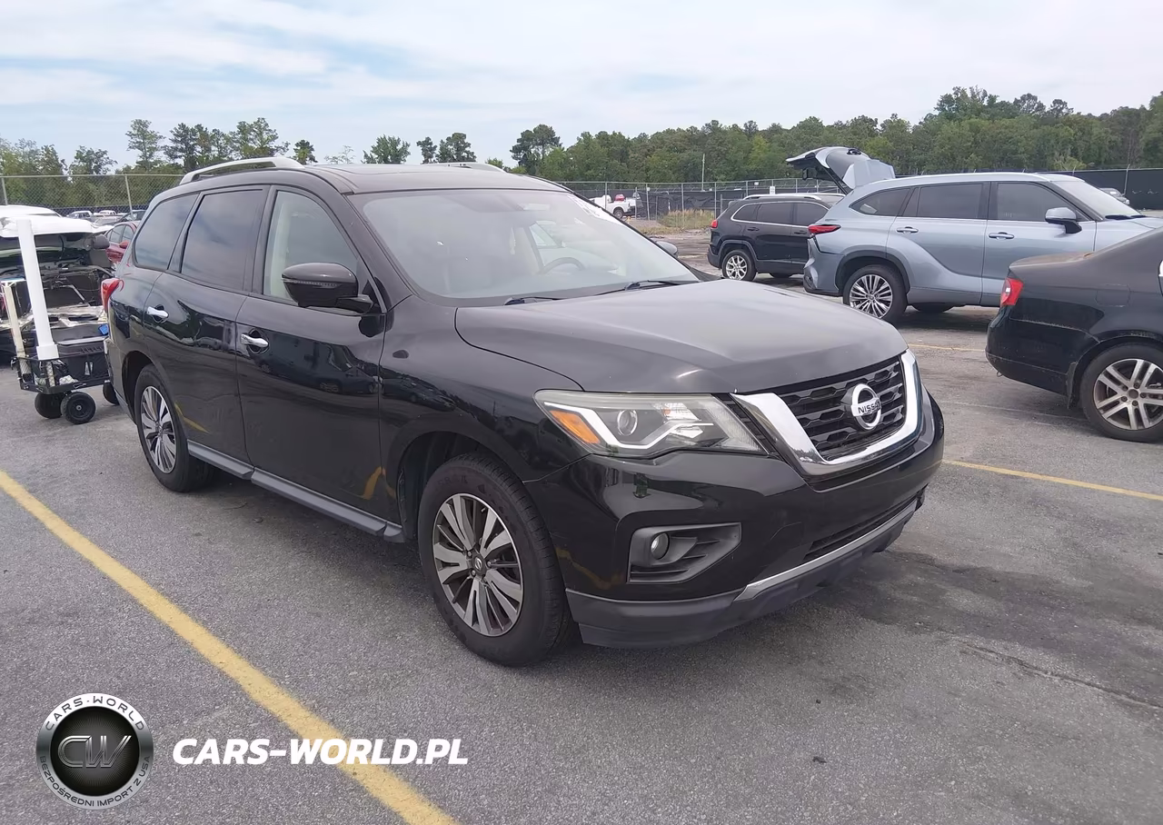 2017 Nissan Pathfinder Sl – zdjęcie 1 z 15