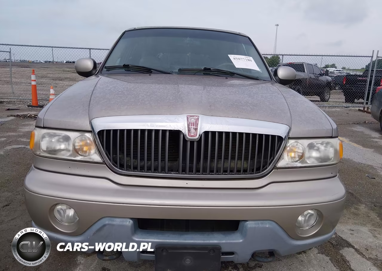 2000 Lincoln Navigator VIN:5LMFU28A0YLJ16745 - 6
