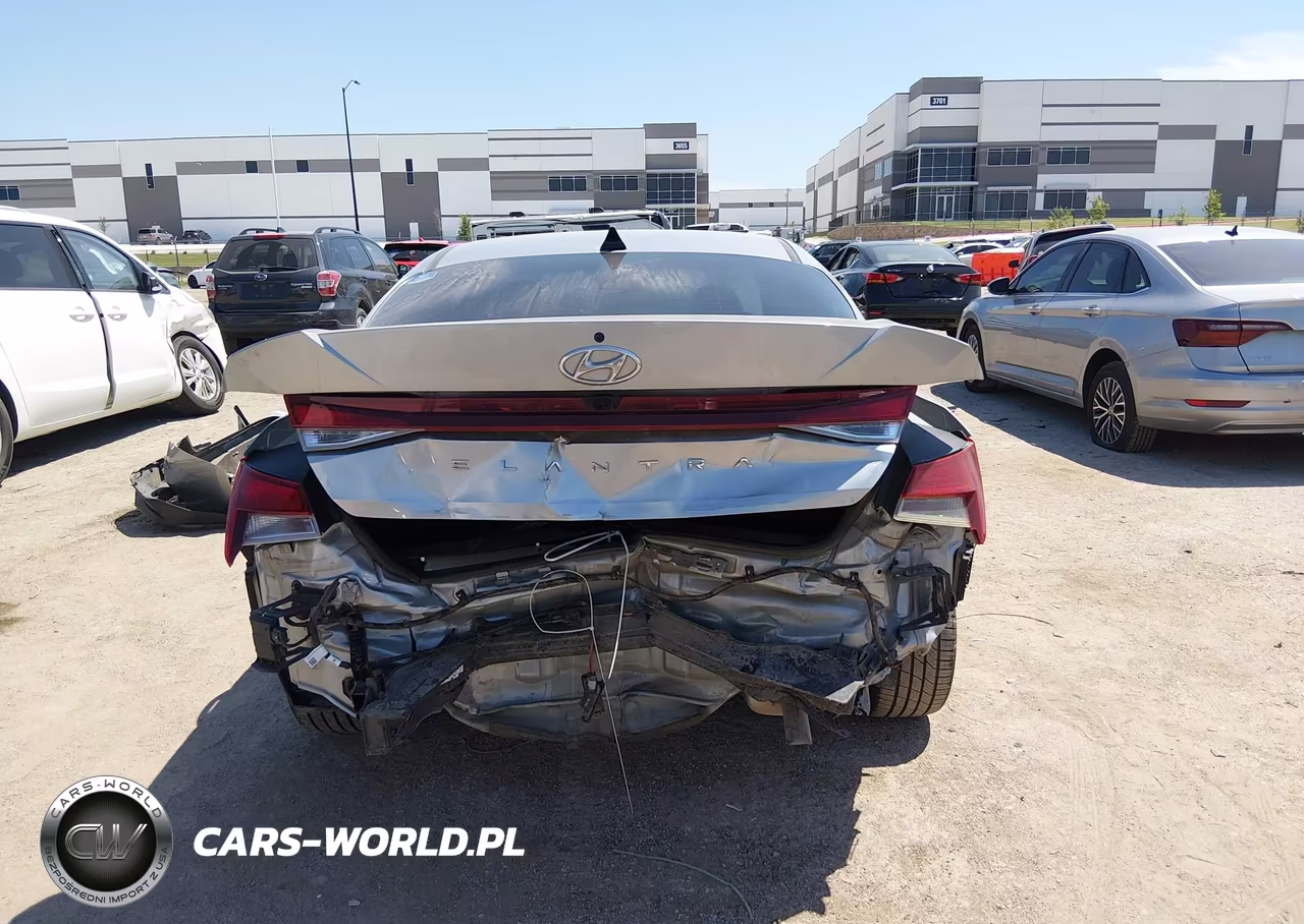 2023 Hyundai Elantra Sel VIN:5NPLS4AG1PH090122 - 16