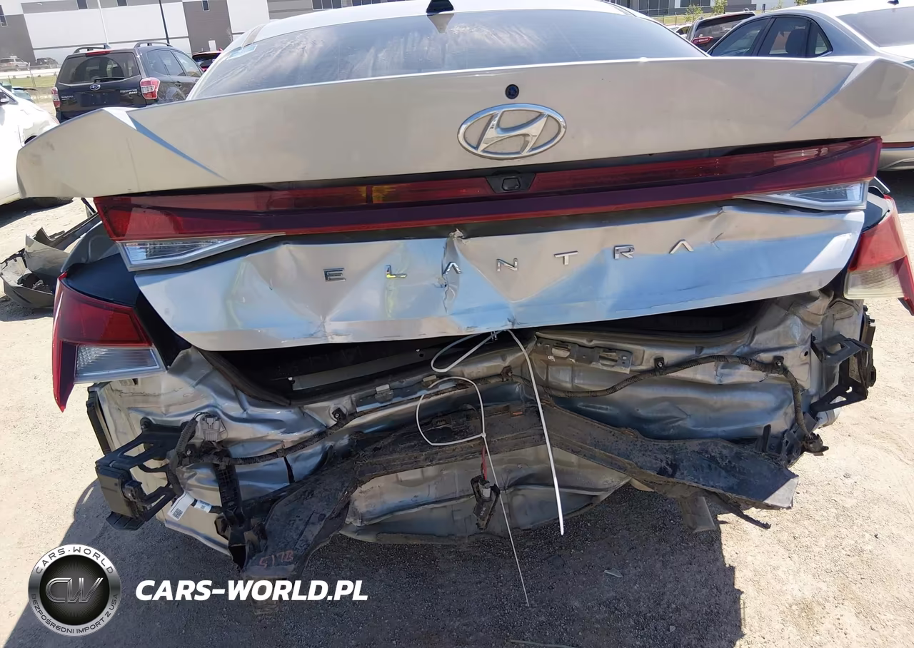 2023 Hyundai Elantra Sel VIN:5NPLS4AG1PH090122 - 6