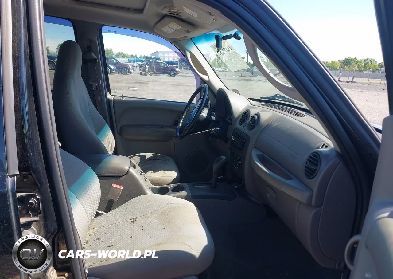 2004 Jeep Liberty Sport VIN:1J4GL48K14W177494 - 5