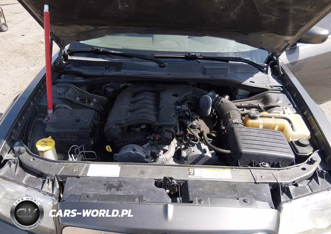 2008 Chrysler 300 Touring VIN:2C3LA53G48H253060 - 10