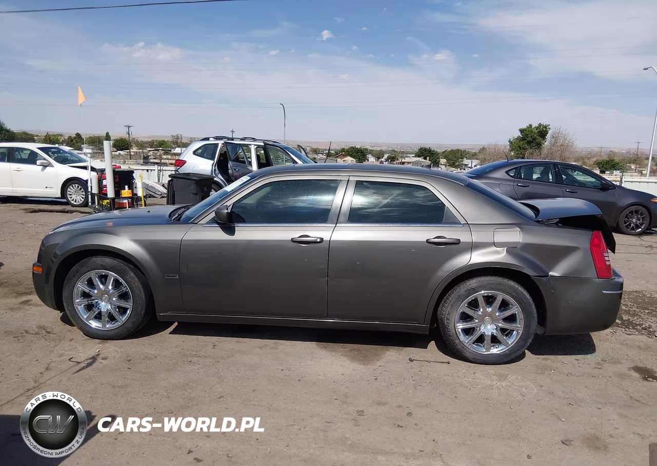 2008 Chrysler 300 Touring VIN:2C3LA53G48H253060 - 14