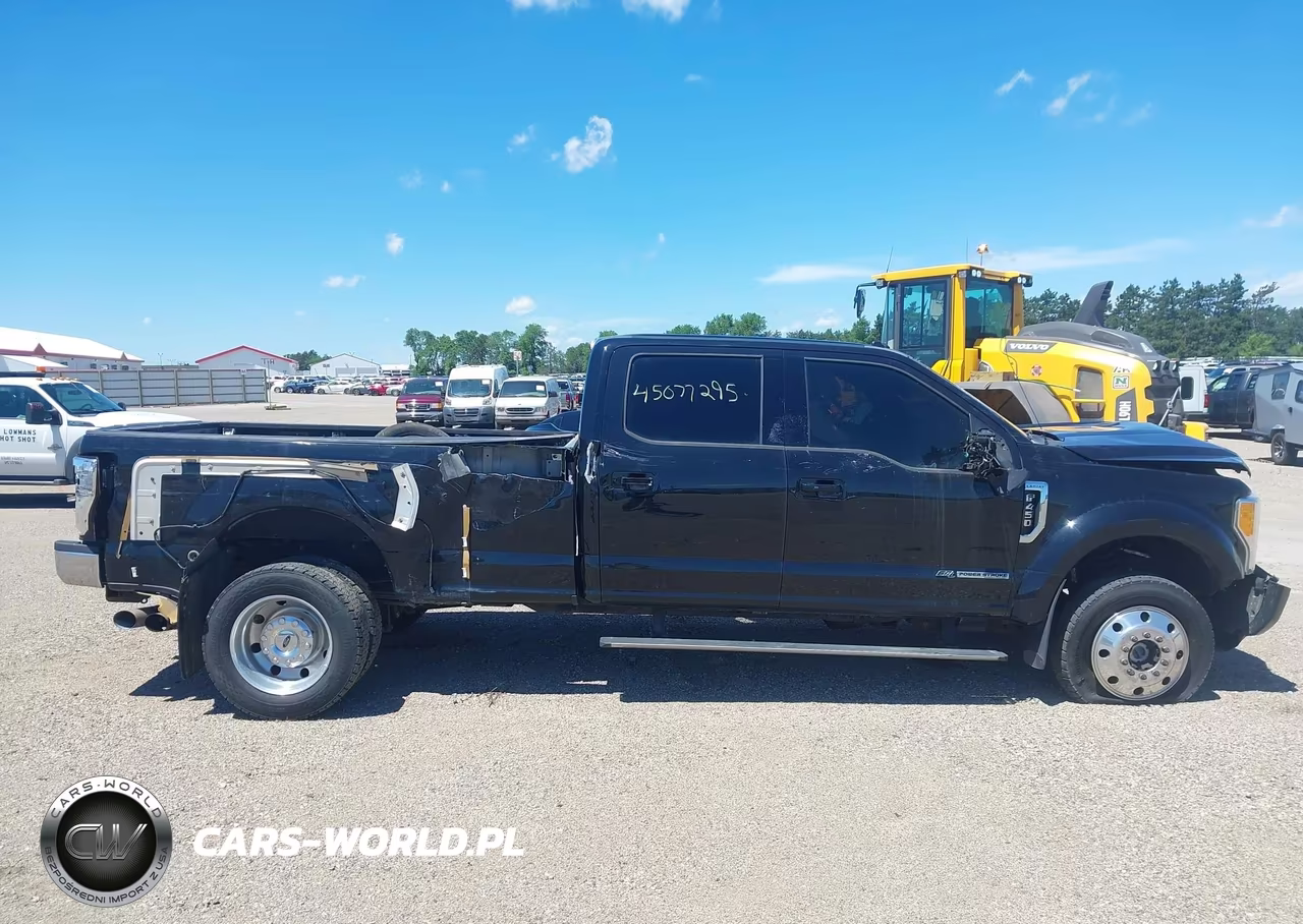 2017 Ford F-450 Lariat VIN:1FT8W4DT4HEB58501 - 17
