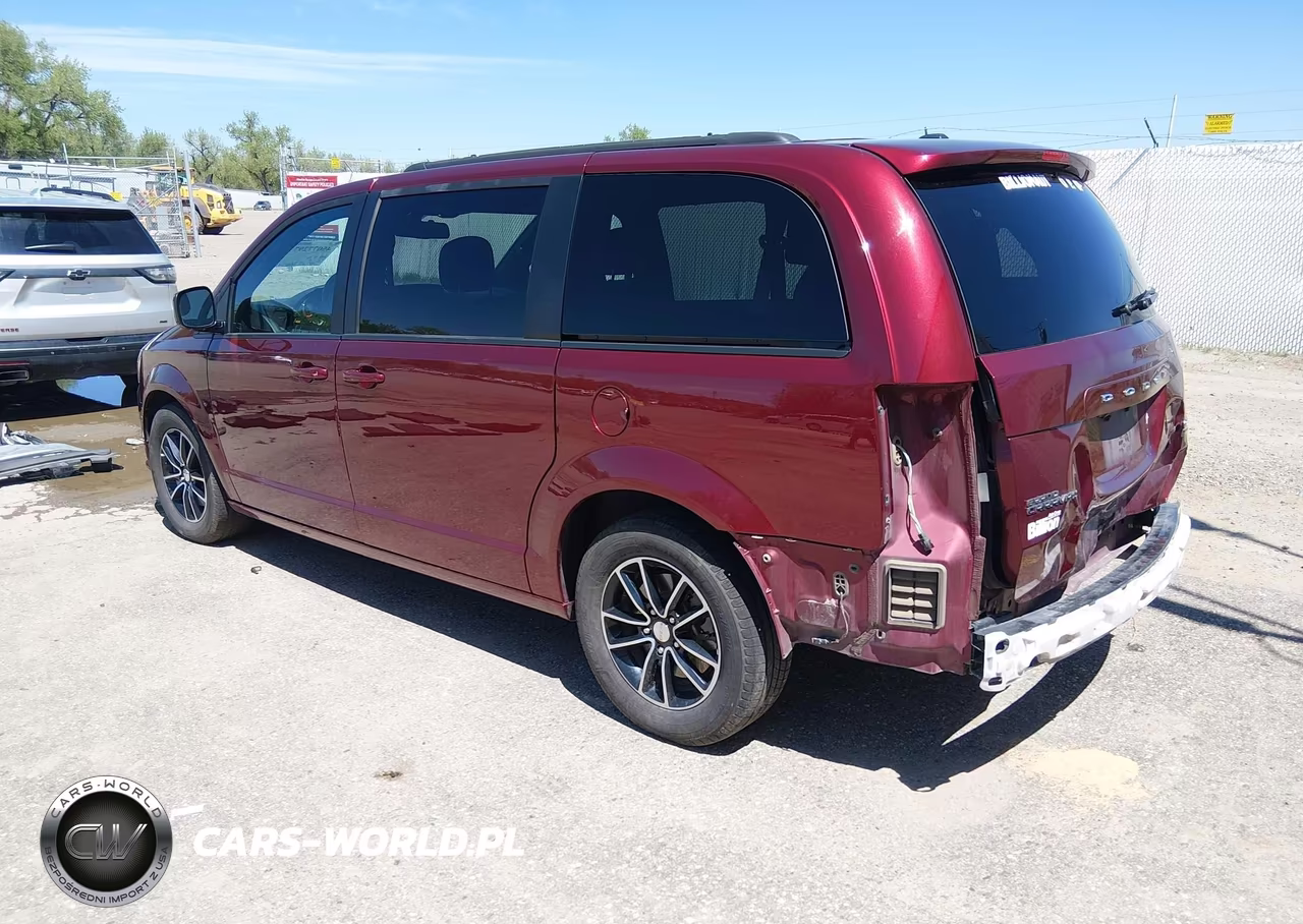 2018 Dodge Grand Caravan Gt VIN:2C4RDGEGXJR335638 - 3