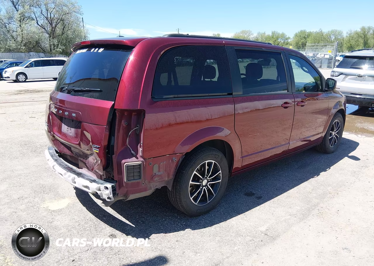 2018 Dodge Grand Caravan Gt VIN:2C4RDGEGXJR335638 - 4