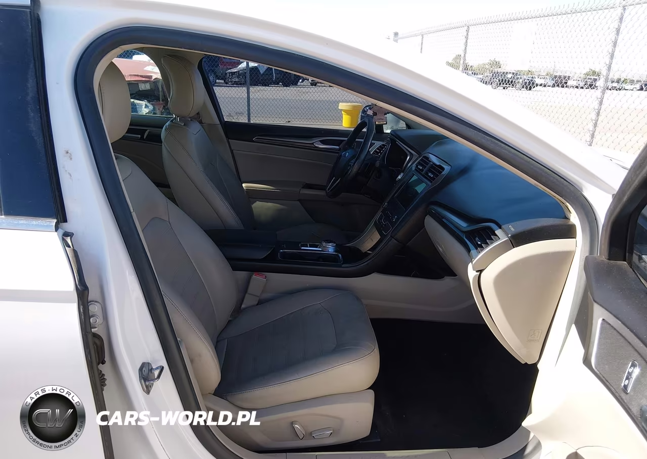 2018 Ford Fusion Se VIN:3FA6P0HD7JR171249 - 5