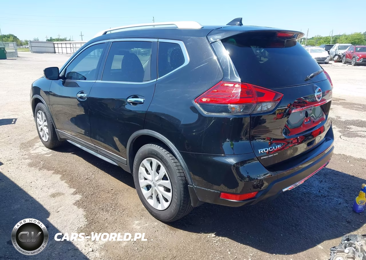 2017 Nissan Rogue S VIN:KNMAT2MT5HP543052 - 3