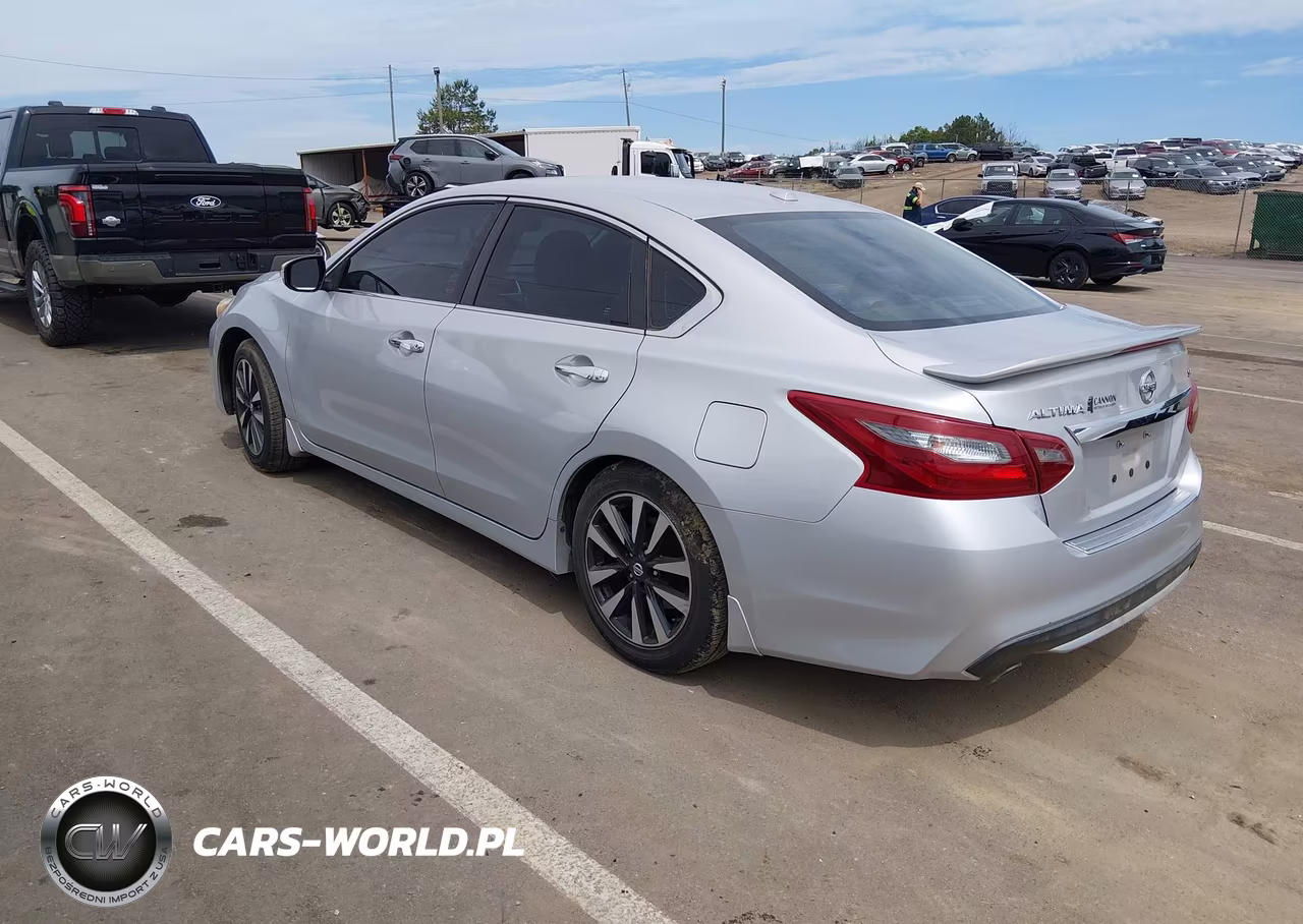 2018 Nissan Altima 2.5 Sv VIN:1N4AL3AP5JC136896 - 3
