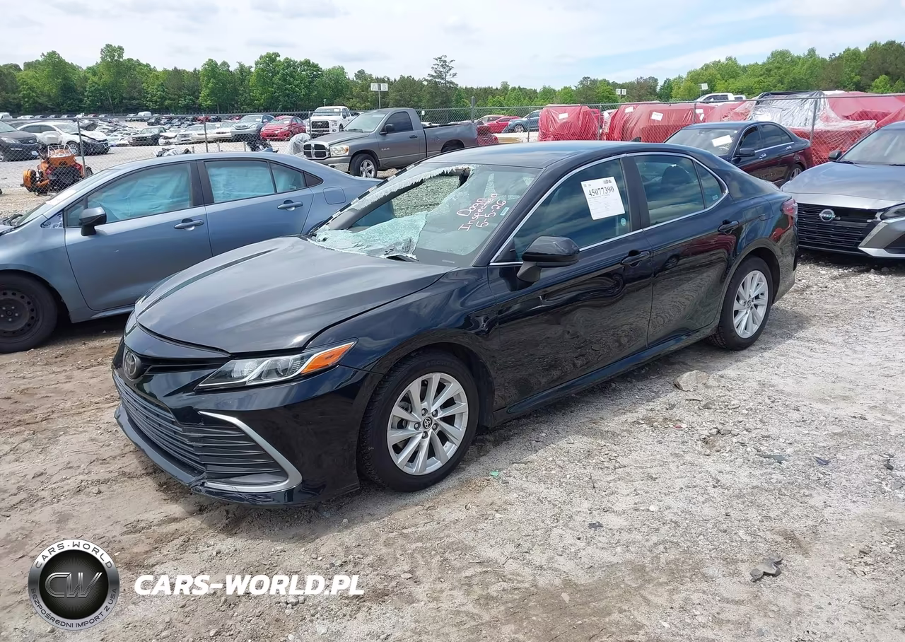 2021 Toyota Camry Le VIN:4T1C11AK6MU592837 - 2