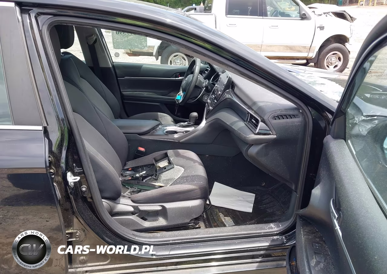 2021 Toyota Camry Le VIN:4T1C11AK6MU592837 - 5