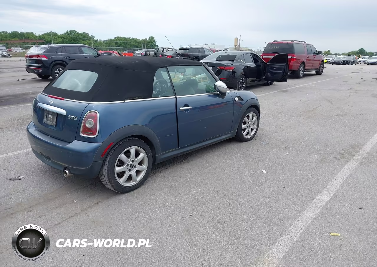 2009 Mini Cooper VIN:WMWMR33529TU96041 - 4