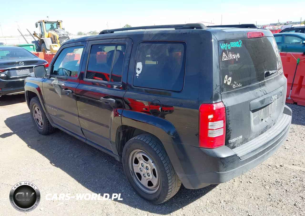 2015 Jeep Patriot Sport VIN:1C4NJPBB6FD281216 - 3