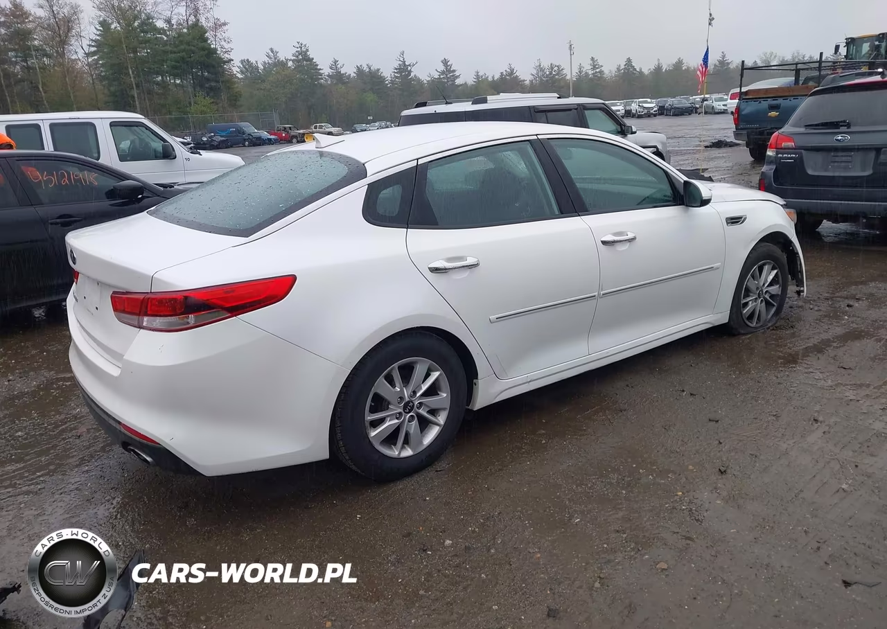 2017 Kia Optima Lx VIN:KNAGT4L39H5147772 - 4