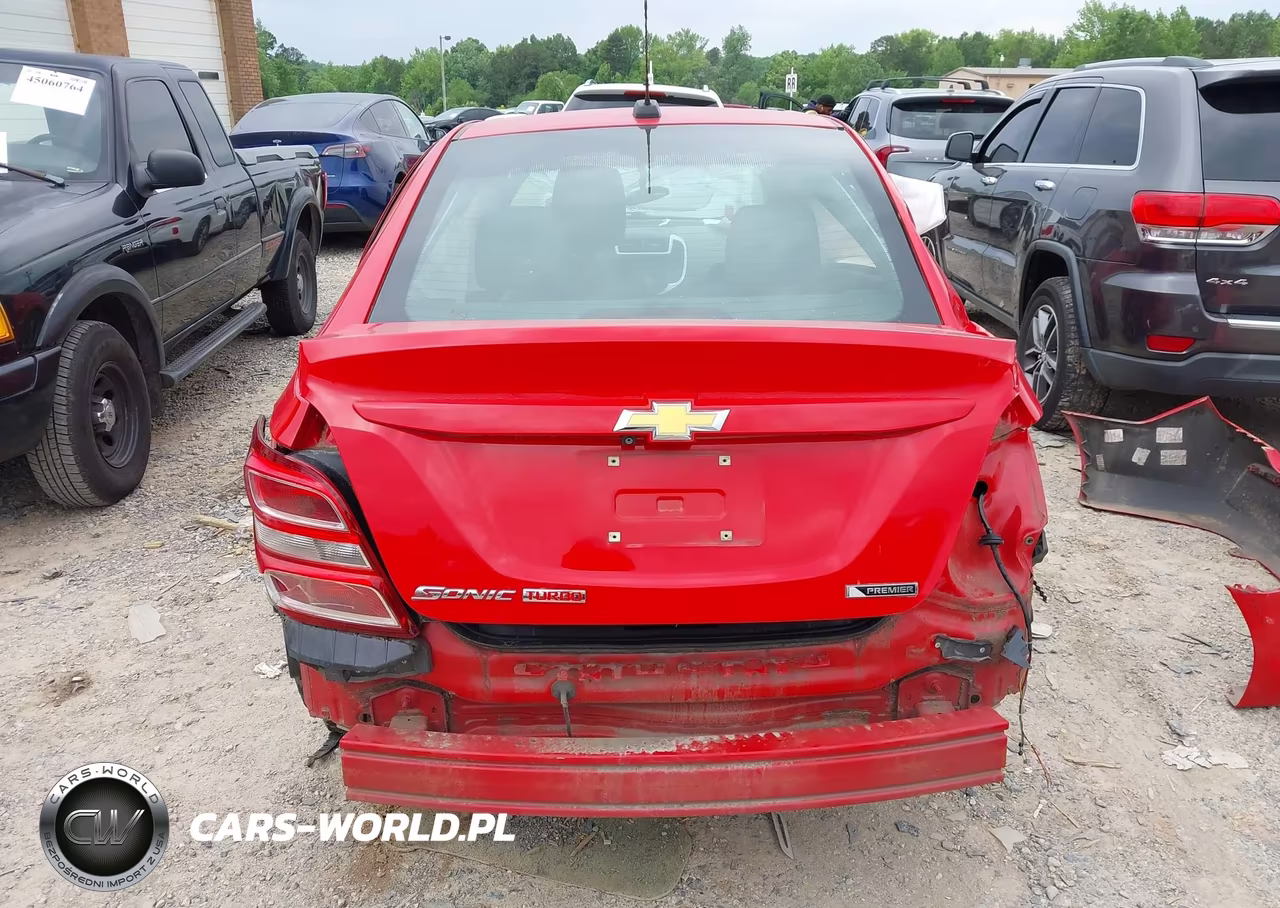 2018 Chevrolet Sonic Premier Auto VIN:1G1JF5SB4J4133362 - 15