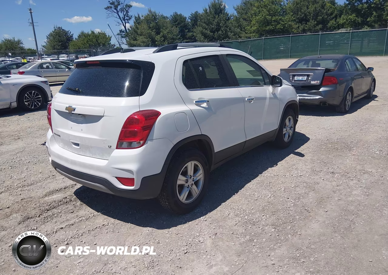 2019 Chevrolet Trax Lt VIN:KL7CJPSB6KB755739 - 4