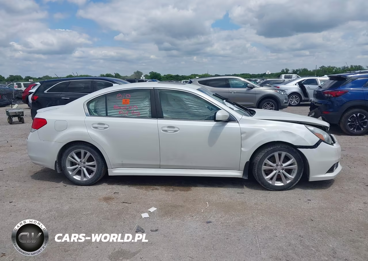 2014 Subaru Legacy 3.6R Limited VIN:4S3BMDN62E2017900 - 13