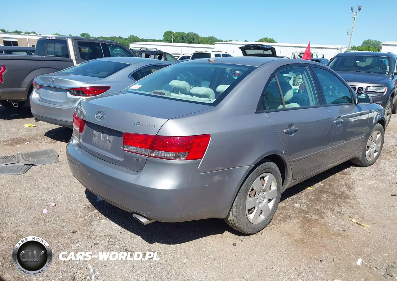 2008 Hyundai Sonata Gls V6 VIN:5NPET46F28H334898 - 4