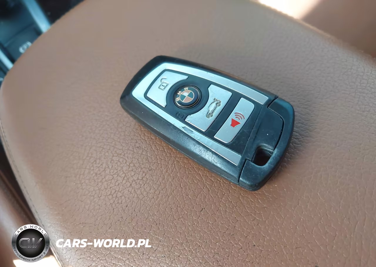 2017 BMW X3 xDrive28I VIN:5UXWX9C57H0T05944 - 11
